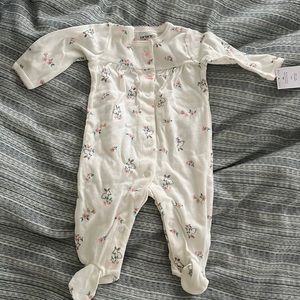 Carter’s bunny pattern footie suit